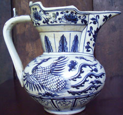 Covered Ewer with Phoenix - Chinese Blue and White Porcelain
