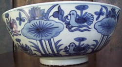 Large Bowl with Double Ducks - Chinese Blue and White Porcelain