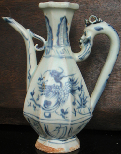 Swatow Ewer with Phoenix - Chinese Blue and White Porcelain