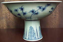 Stemcup with "Three-Friends of Winter" - Chinese Blue and White Porcelain