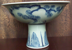 Stemcup with "Three-Friends of Winter" - Chinese Blue and White Porcelain