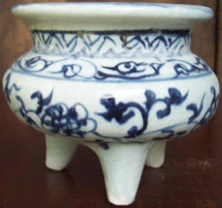 Three-Legged Censer - Chinese Blue and White Porcelain
