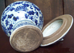 Covered Stemcup with Floral Design - Chinese Blue and White Porcelain