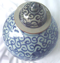 Covered Jar with Floral Design - Chinese Blue and White Porcelain