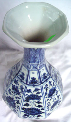 Bottle Vase with Floral Design - Chinese Blue and White Porcelain