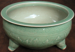 Large Tripod Censer Bowl - Chinese Celadon Stoneware Ceramics