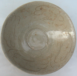 Brown Shipwreck Bowl with Flowers - Chinese Celadon Stoneware Ceramics