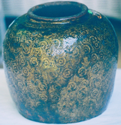 Large Jar with Impressed Circular Pattern - Chinese Earthenware Ceramics