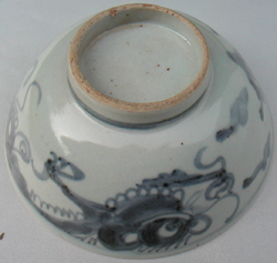 Chinese Ming Blue and White Porcelain Bowl For Sale