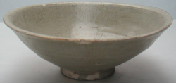 Ming Dynasty Chinese Celadon Bowl from Shipwreck For Sale