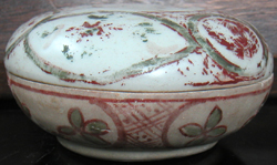 Coloured Powder Container - Chinese Porcelain and Stoneware