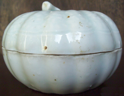 Powder Container with Stem Handle  - Chinese Porcelain and Stoneware