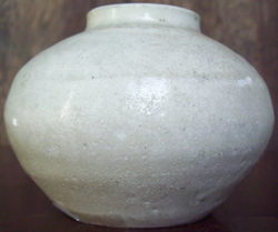 Whiteware Jarlet  - Chinese Porcelain and Stoneware
