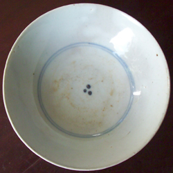 Swatow Bowl with Floral Design - Chinese Blue and White Porcelain