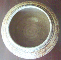 Small Brown Guan - Chinese Earthenware Ceramics