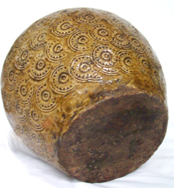 Martaban Jar with Impressed Curcular Pattern - Chinese Earthenware Ceramics